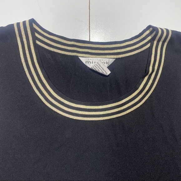 Exclusively Misook Woman Knit Black With Gold Metallic Stripes Woman’s Top 2X - Picture 6 of 10